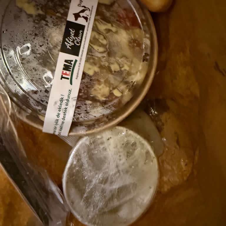 Siparişim Döküldü Kurye Saygısız Davrandı