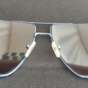 Armani Gözlükte Cam Soyulması Ve Atasun Optik Mağduriyeti