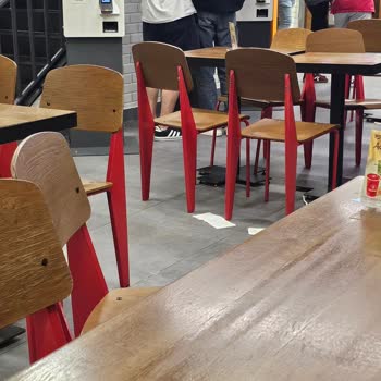 Görükle Şubesinde Hijyen Ve Hizmet Büyük Hayal Kırıklığı