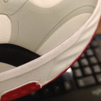 Satın Aldığım Ürün Görselden Farklı Ve Kusurlu Geldi