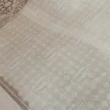 Halı Yıkama Sonrası Yetersiz Temizlik Ve İlgisizlik