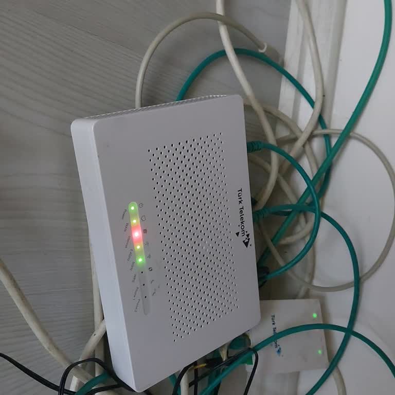 Sürekli İnternet Kesintisi Ve Haksız Cayma Bedeli Mağduriyeti