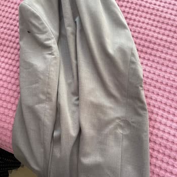 Babalar Günü Hediyesi Takım Elbise Delikli Çıktı