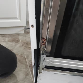 Garanti Kapsamında Paslanan Bulaşık Makinesi İçin Ücret Talebi