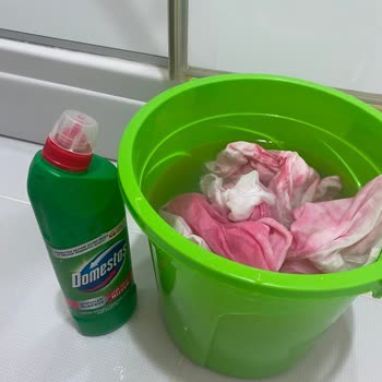 Çamaşır Suyu Kullanımı Sonrası Kıyafetlerde Renk Bozulması Şikayeti