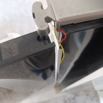 Vestel Buzdolabı Kapak Arızası Ve Yedek Parça Belirsizliği Mağduriyeti