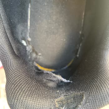 FLO'dan Aldığım Adidas Ayakkabı Kısa Sürede Yıprandı