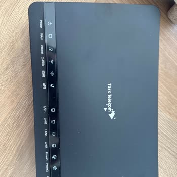 Müşteri Hizmetleri Numarası Üzerinden Modem Ücreti Adıyla Para Talebi