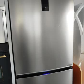 Buzlukta Oluşan Koku Sorunu ve Kullanılamayan Yiyecekler