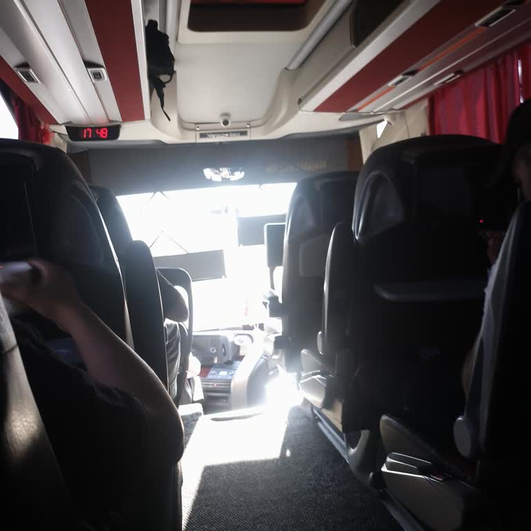 Şanlı As Urfa Turizm Otobüsün Zamanında Hareket Etmemesi Yolcuları Mağdur Etti