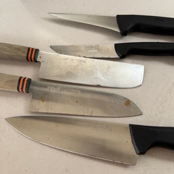 Paslanmaz Denilen Bıçaklarda Pas Sorunu Yaşadık