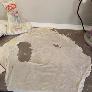 Aldığım Yufka Parçalanmış Ve Poşete Yapışmış Şekilde Çıktı, Mağdur Oldum