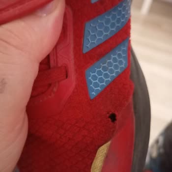Adidas Marvel Model Ayakkabı Kısa Sürede Açıldı