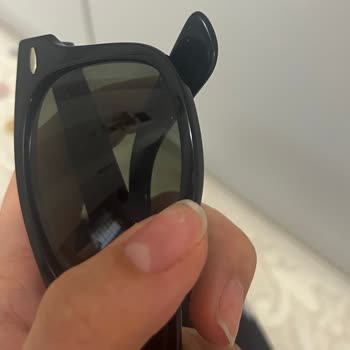 Atasun Optik Teşhir Ürünü Gözlükte Gizli Çizikler Ve Değişim Reddi