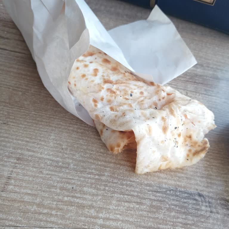 Sevil Park Dinlenme Tesisleri gözlemede Ne Olduğunu Çözemediğim Bir Şeyler Çıktı