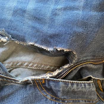 Aldığım Pantolon 1 Haftada Yırtıldı, Param Çöpe Gitti!