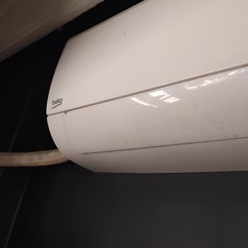 Beko Klima Kapağı Menteşesi 1.5 Yıldır Takılmadı, Çözüm Bekliyoruz