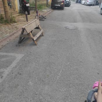 Çekmeköy'de Çöpler Toplanmıyor Ve Park Sorunu Yaşanıyor