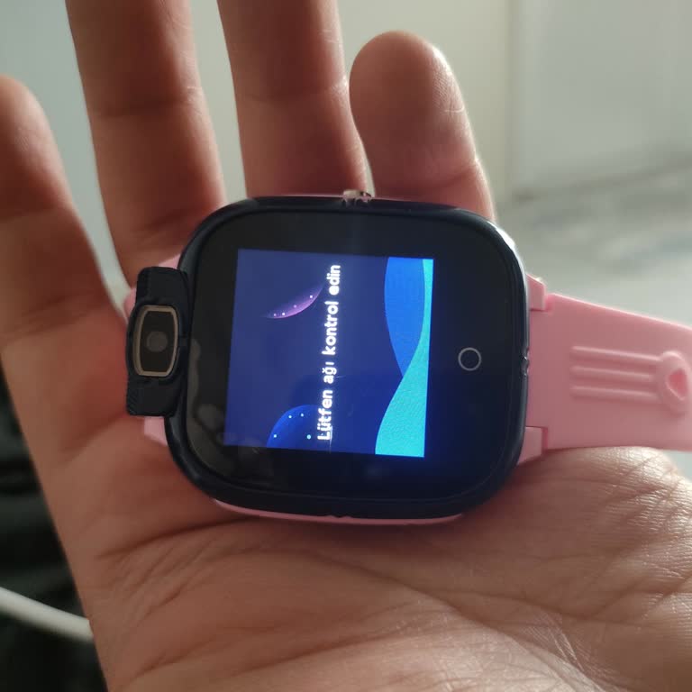 Reeder Çocuğumun Güvenliği İçin Aldığım Akıllı Saat Sürekli Hata Veriyor, Destek Alınamıyor