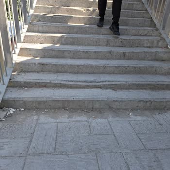 Bayrampaşa Metro Durağındaki Asansör Ve Merdiven Sorunları Yolcuları Mağdur Ediyor