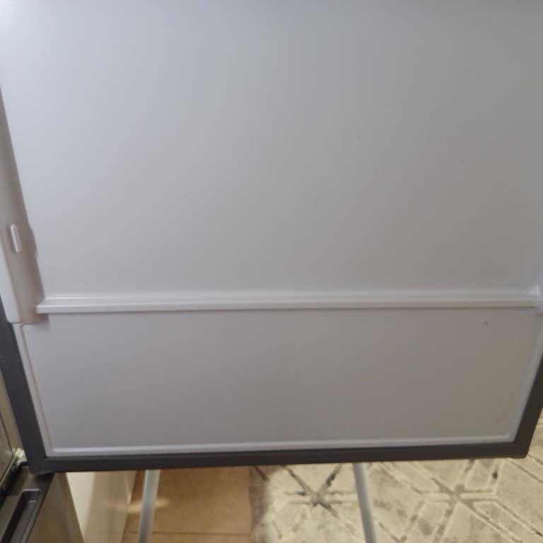 Vestel Buzdolabı Bardaklığı Kırıldı, Yedek Parça Ve Servis Sorunu