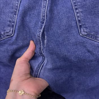 Kısa Sürede Yırtılan Kot Pantolon İçin Değişim Veya İade Talebi