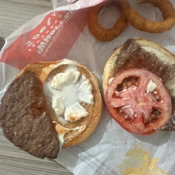 Burger King Siparişim Eksik Ve Bayat Geldi Müşteri Hizmetine Ulaşamıyorum