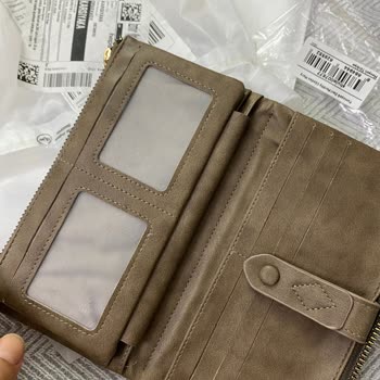 Aldığım Cüzdan İki Kez Sorunlu Gönderildi Firma Çözüm Sunmadı