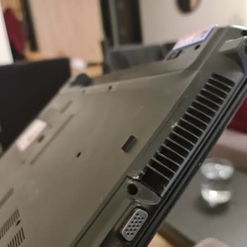 PttAVM Yanlış Marka Ve Kusurlu Bilgisayar Gönderimi, Eksik Parçalar Ve İletişim Sorunu