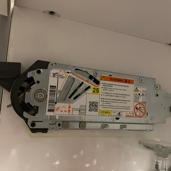 Blume Mutfak Dolaplarında Amortisör Arızası Ve Yedek Parça Bulunamaması Mağduriyeti