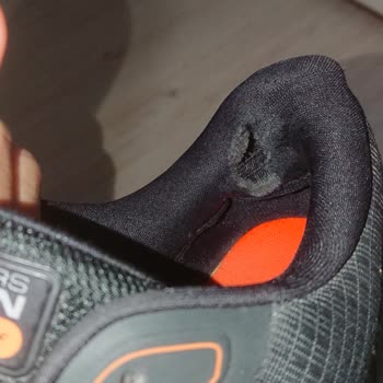 Ayakkabımın Topuğu Parçalandı, Garanti Süreci Mağdur Etti