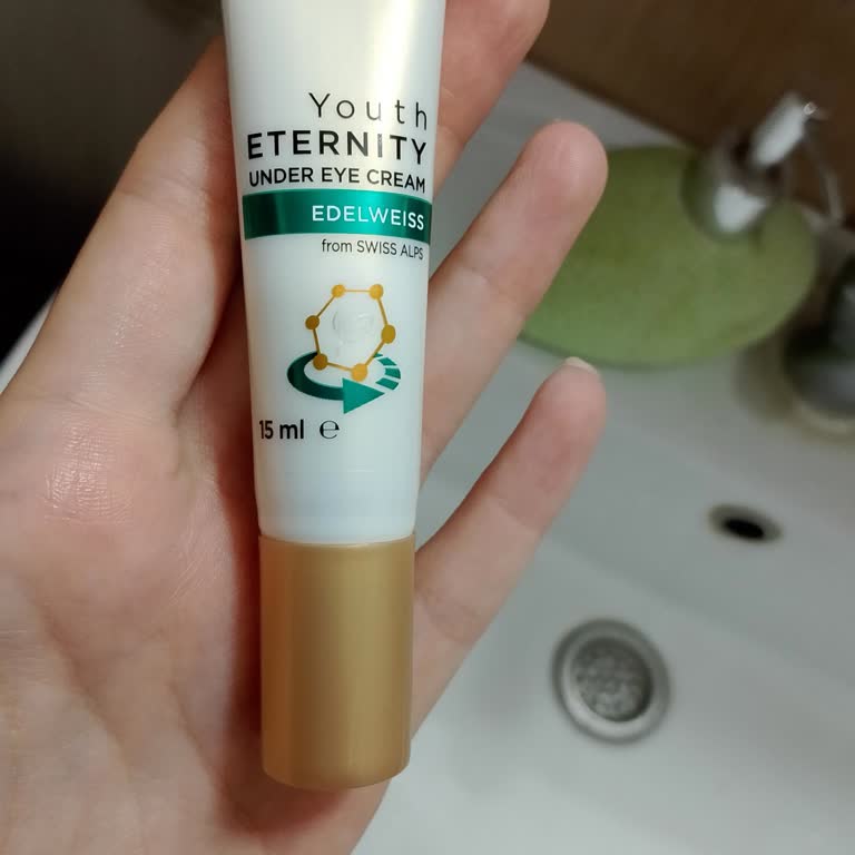 Göz Altı Kremi Sonrası Kızarıklık Ve Şişlik Sorunu