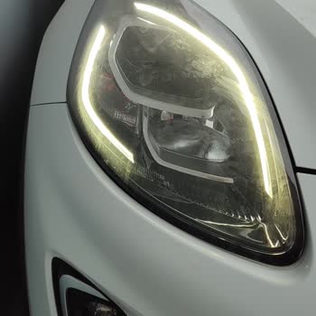 Ford Puma Farlarında Sararma Ve Garanti Kapsamında Değişim Sorunu