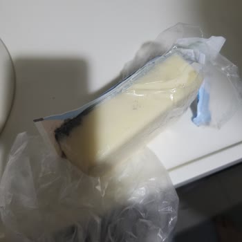 Tarihi Geçmemiş İçim Kaşar Peynirinde Küf Sorunu Ve İlgisiz Müşteri Hizmeti