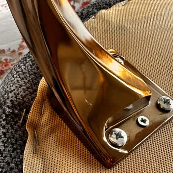 Mobilya Ayaklarındaki Eksik Silikon Ve İlgisizlik Mağduriyeti