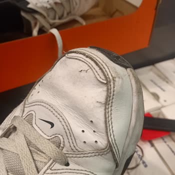 3 Ayda Deforme Olan Nike Ayakkabının Garanti Kapsamında Reddedilmesiyle Yaşanan Mağduriyet