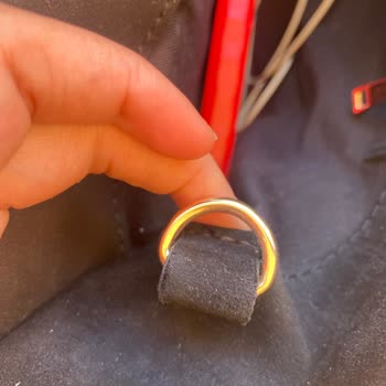 Büyük Boy Çantanın Askısı Hafif Yükte Koptu Müşteri Hizmeti Yanıt Vermedi