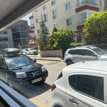 Aynalı Fırın Hastane Şubesi'nde Donuk Lezzet Ve Hayal Kırıklığı