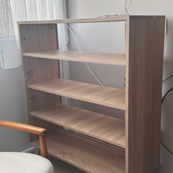 Eksik Dolap Parçaları Ve İletişimsizlik Mağduriyeti