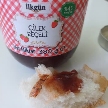 Satın Aldığım Çilek Reçelinden Yabancı Madde Çıkması Ve Güven Sorunu