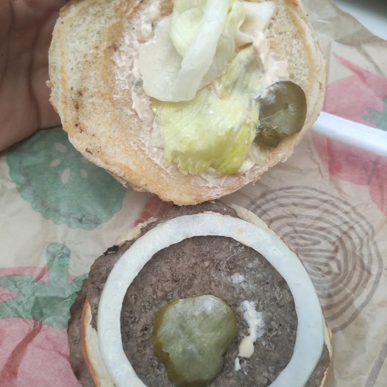 Burger King'de Eksik Malzeme Ve Kötü Hizmet Şaşırttı