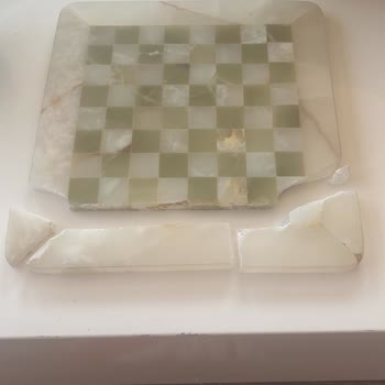 Kırık Gelen Mermer Satranç Takımı İçin Mağduriyetimin Giderilmesini İstiyorum