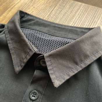 Siyah Gömlek Ve Tişörtte Renk Değişimi, Mağazadan Çözüm Bekliyorum