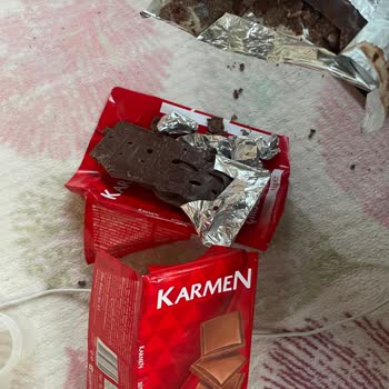 Bozuk Ve Sağlıksız Çikolata: Güvenim Sarsıldı