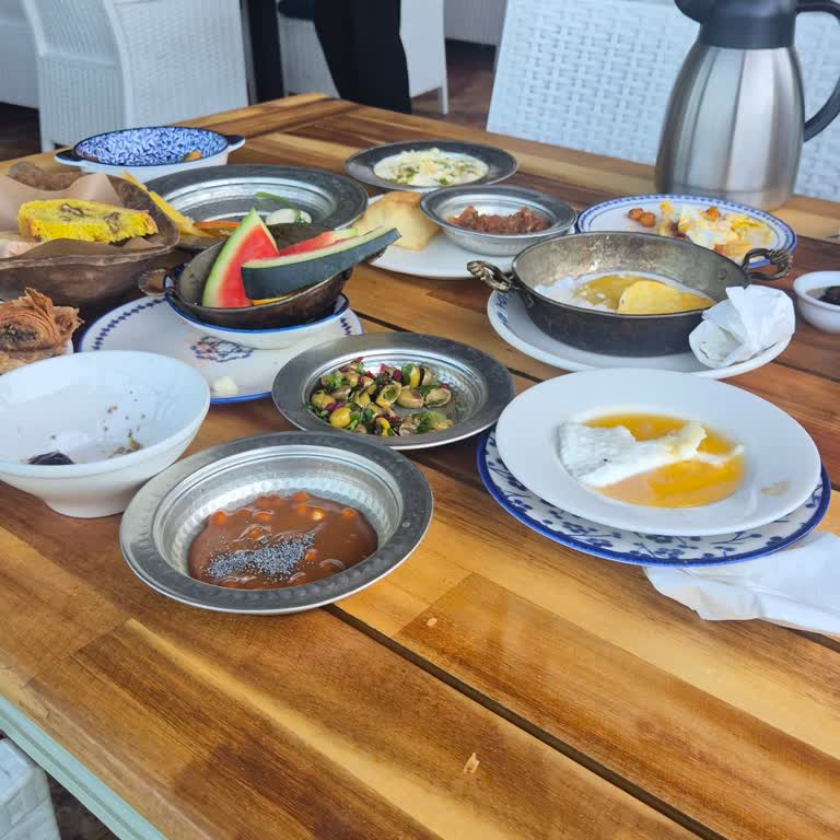 Yetersiz Servis Ve İlgisizlik Nedeniyle Memnuniyetsizlik