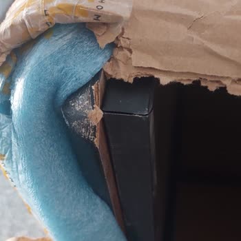 Hasarlı Orta Sehpa Ve Yetersiz Değişim Hizmeti