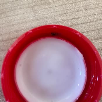 Eker Kefir Kapağında Son Kullanma Tarihine Rağmen Küf Sorunu Yaşadım