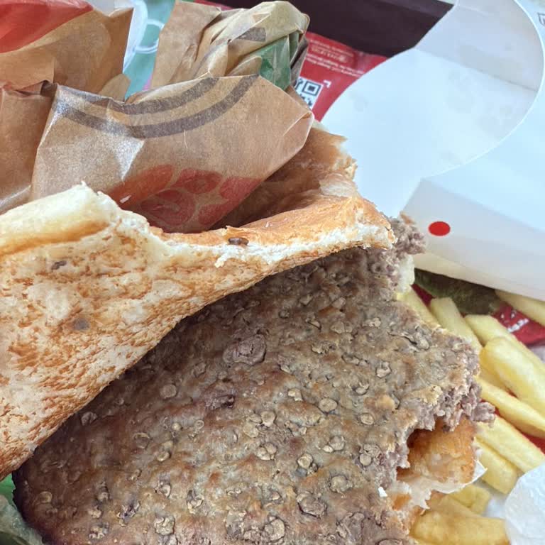 Rodeo Burger Menüde Garip Tat Ve Et Kalitesi Sorunu