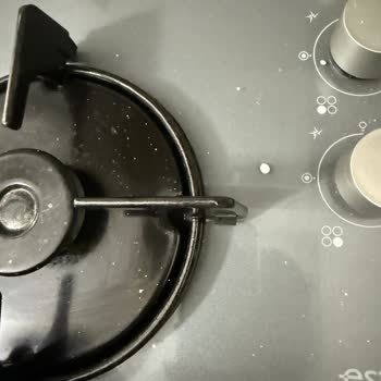 Eksik Ve Düzensiz Dolap Boyama Hizmeti