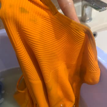 Oxxo'dan Aldığım Kıyafetler Yıkamada Renk Verdi, Diğer Ürünlerim Zarar Gördü